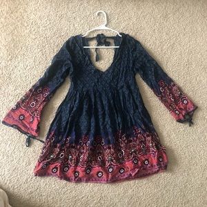 Super cute hippie boho chic paisley dress sz M